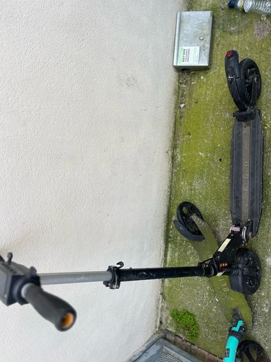 5 e scooters in various conditions
