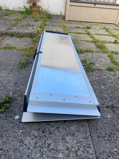 Lightweight Aluminium Wheelchair ramp