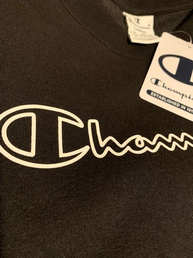 Champion Women's Sweatshirt Size Large Bnwt