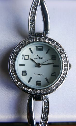 Women's Watch Disu Women's Watch Bracelet Girl Watch Watch (fresh battery)