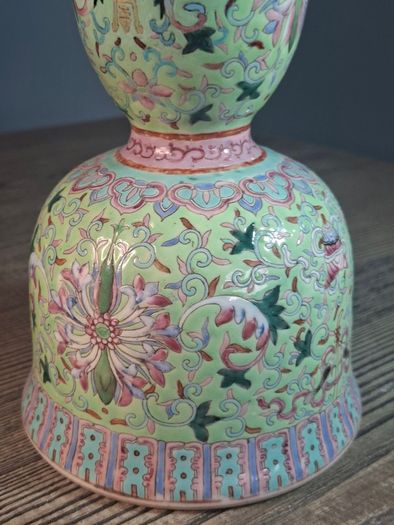 Chinese Qing Gourd Vase RARE