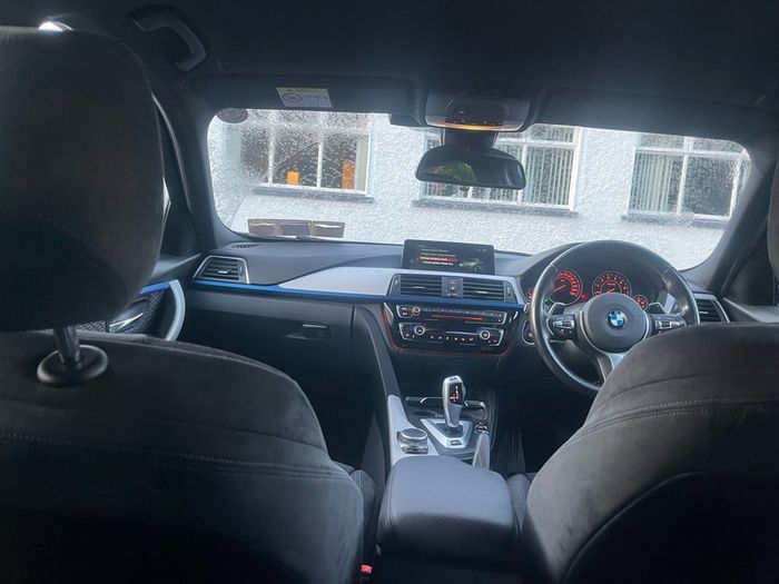 2017 Bmw 330e LOW KM !! Swap for vintage jeep