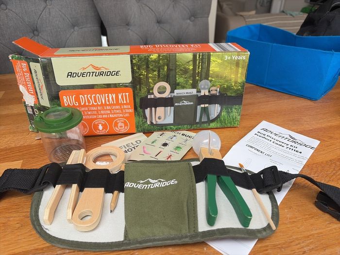 Adventuridge Bug Discovery Kit  Outdoor Nature Explorer Set