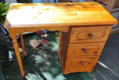 Dressing Table/Desk (26174)