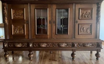 Huge magnificent antique oak cabinet/sideboard