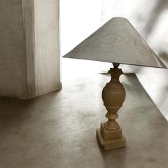 Alabaster lamp