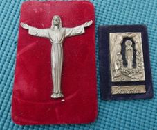 Vintage Religious Plaque 10 each