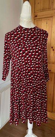 Principles Spit Swing Dress size 12 New with tags