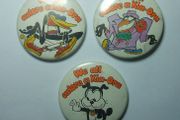 KIA ORA (fruit flavoured squash drinks) - 3 original promotional button badges (1980's)