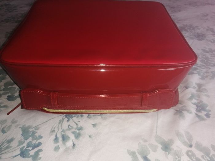 Estee lauder cosmetic case