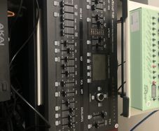 Behringer DeepMind 12