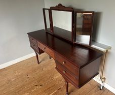 dressing table