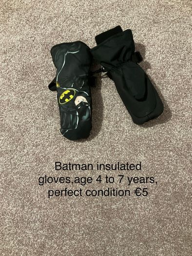 Batman gloves