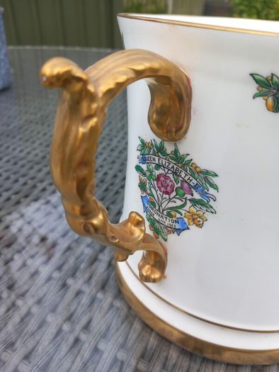 V large Hammersley bone china ER2 1952 loving cup