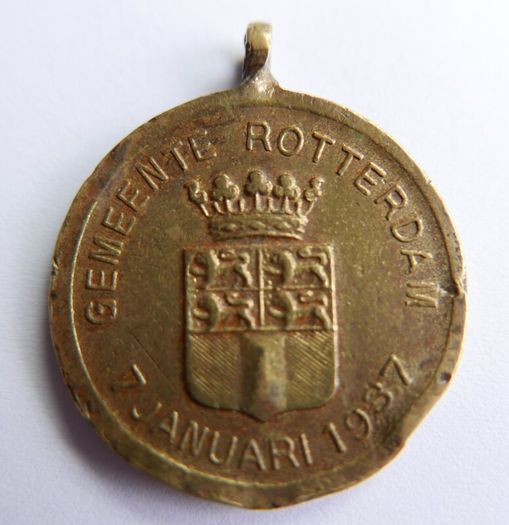 Netherlands 1937 Princess Juliana & Prince Bernhard Wedding Medal