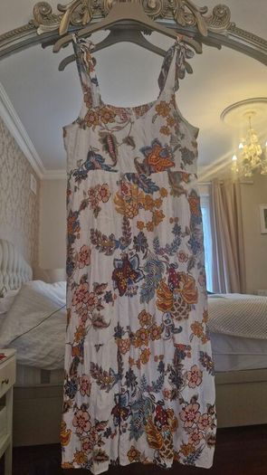 Gorgeous sun dress