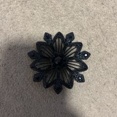 Flower brooch