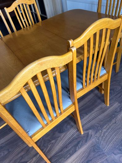 table and chairs
