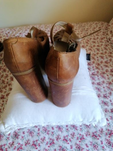 platform sandals