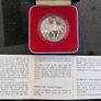 The Royal Mint Sterling Silver 1977 Proof Great Britain Crown Silver Jubilee 25p coin In Original case with Coa. Image 9