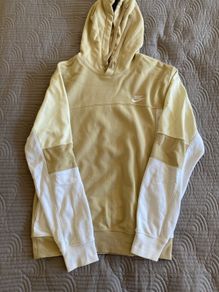 Nike sweater - Size S