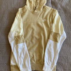 Nike sweater - Size S