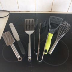 Kitchen Utensils. Like new