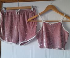 girls cute top and shorts