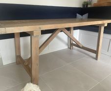 arnotts dining table