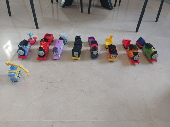 Toys: Thomas and freinds trains