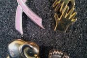 4 Vintage Pins