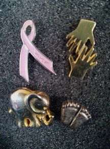 4 Vintage Pins