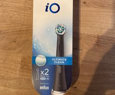 Brand new in packaging Oral-B iO Refills - electric toothbrush - Replacement Brush Heads Adult