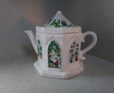 VTG Wade English Life teapot "A Conservatory Teapot"