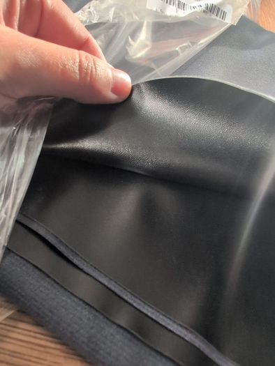 Neotrims faux leather fabric black 1m