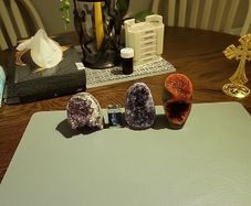 Amethyst geodes
