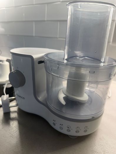 Kenwood FP120 Compact Food Processor