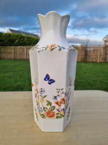 Aynsley Bone China " Cottage Garden " Large Vase