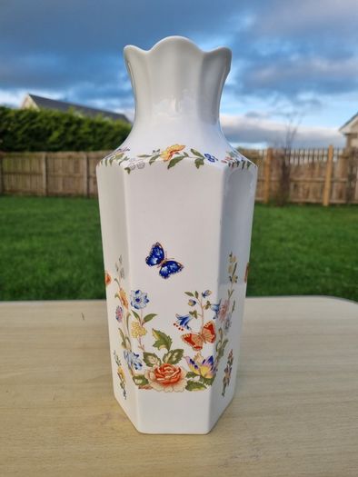 Aynsley Bone China " Cottage Garden " Large Vase