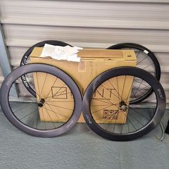 Hunt 65mm Carbon Aero Disc Wheelset