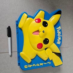 Vintage 1999 Pokemon Pikachu Nintendo Rose Art Plastic Carrying Case