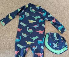 M and S boys swimsuit with hat 6-7yrs
