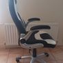 Gaming chair Image 2