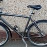 Giant Hybrid Bicycle Image 5