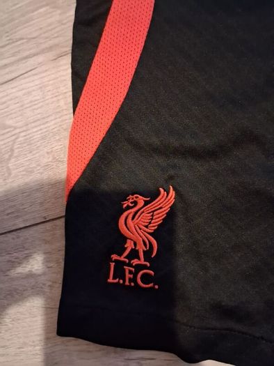 Liverpool F.C. Strike Shorts - Size - Medium - RRP - 49.99 - Open To Offers!!