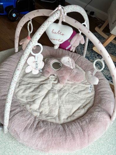 baby bouncer, playmat and toys