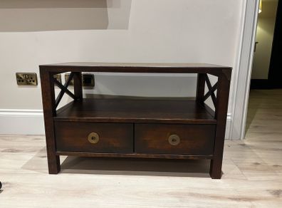 Laura ashley tv stand