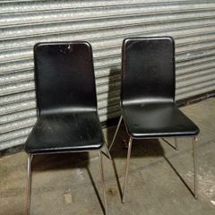 2 chairs
