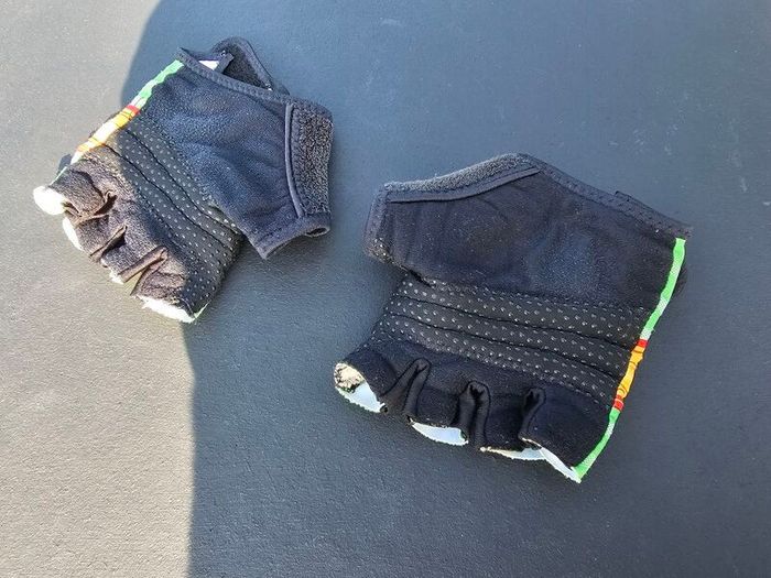 Vintage 1990s Cycling Gloves