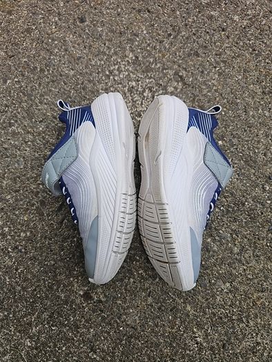 boys sketcher trainers size UK10